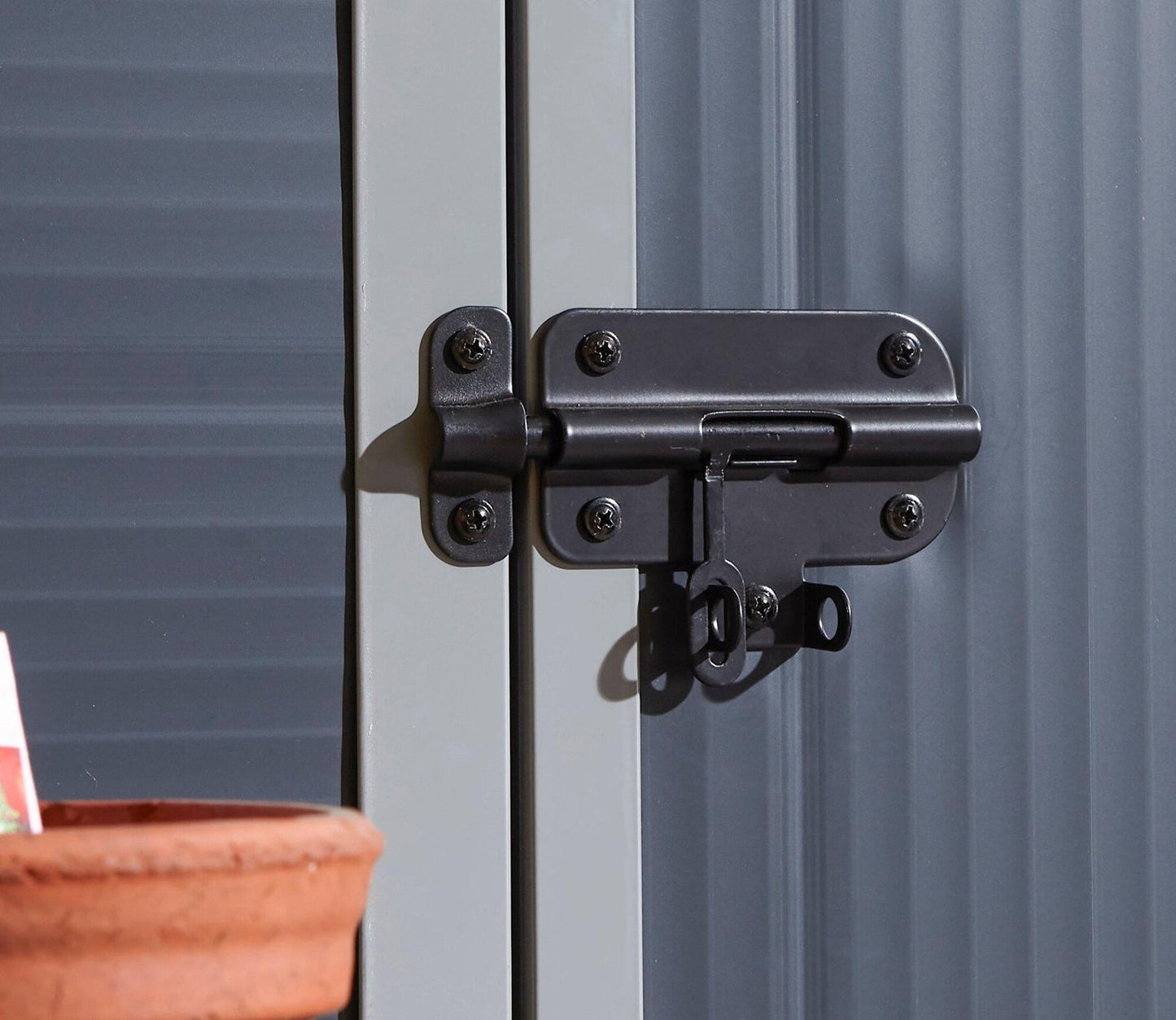Rowlinson Airevale 4 x 6 ft Dark Grey Plastic Apex Shed - image 8